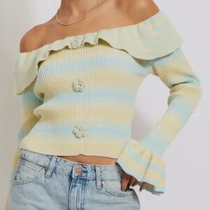 ILLA ILLA Pastel Off-Shoulder Sweater